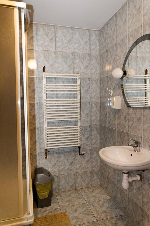 Hotelik Niedzwiadek Radzyn Podlaski Cameră foto